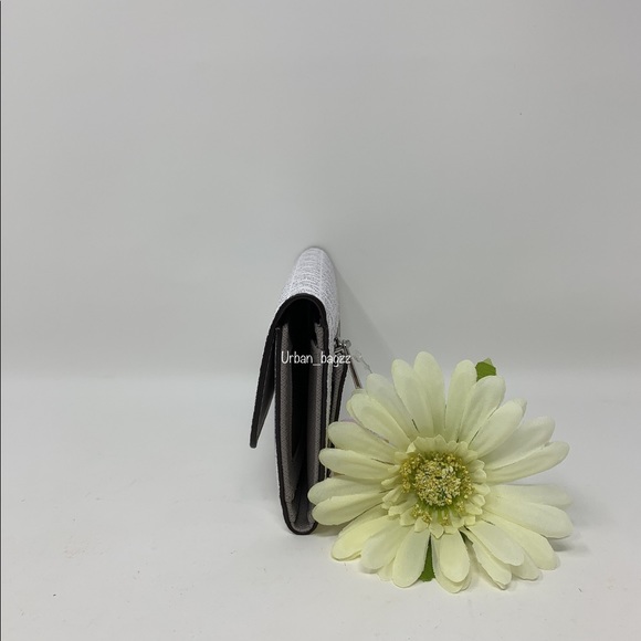 Michael Kors JST Large Trifold Wallet - Picture 5 of 8